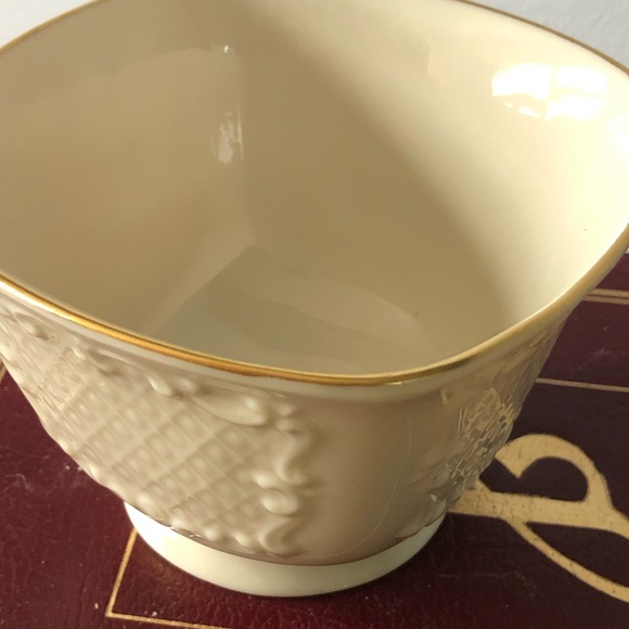 LENOX BOWL CANTERBURY PATTERN - Picture 7 of 9